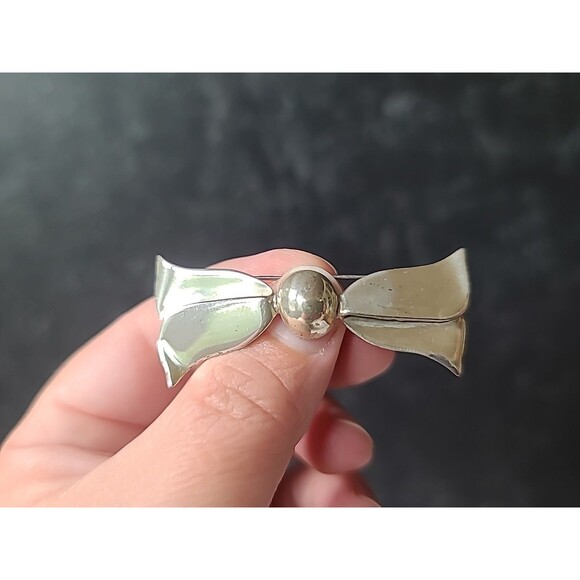 925 Sterling Silver Bow Shaped Brooch Vintage Made In Mexico - Picture 1 of 10